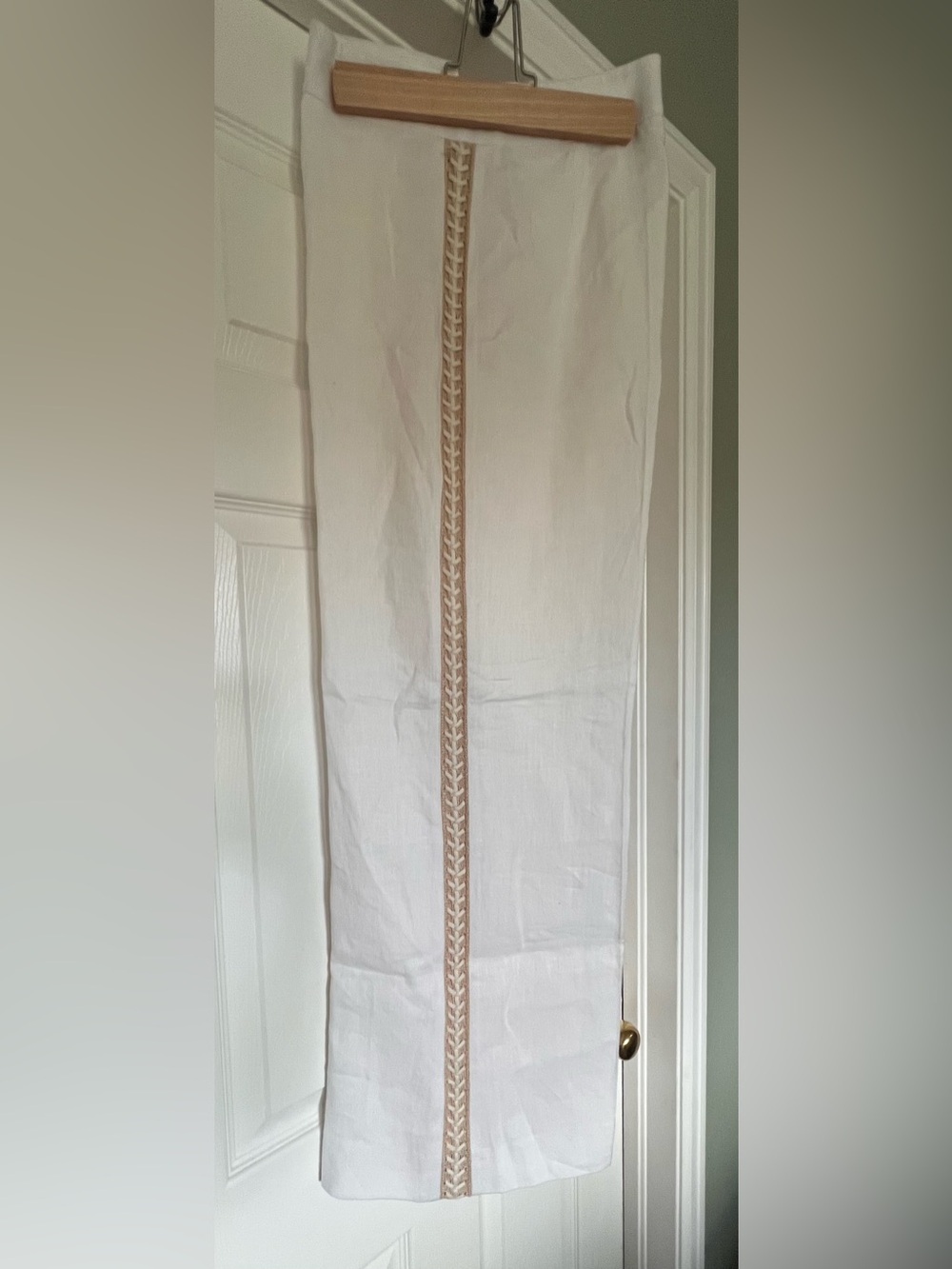 Lafayette 148 New York White/ Cream Clothing Label